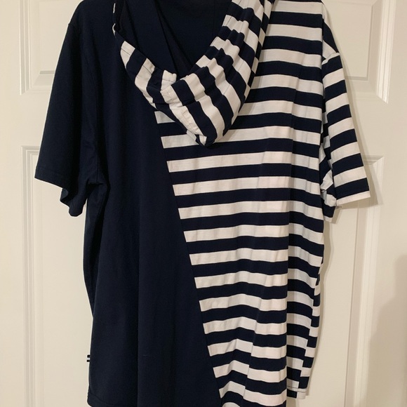 Short sleeve hoodie shirt - Picture 3 of 3